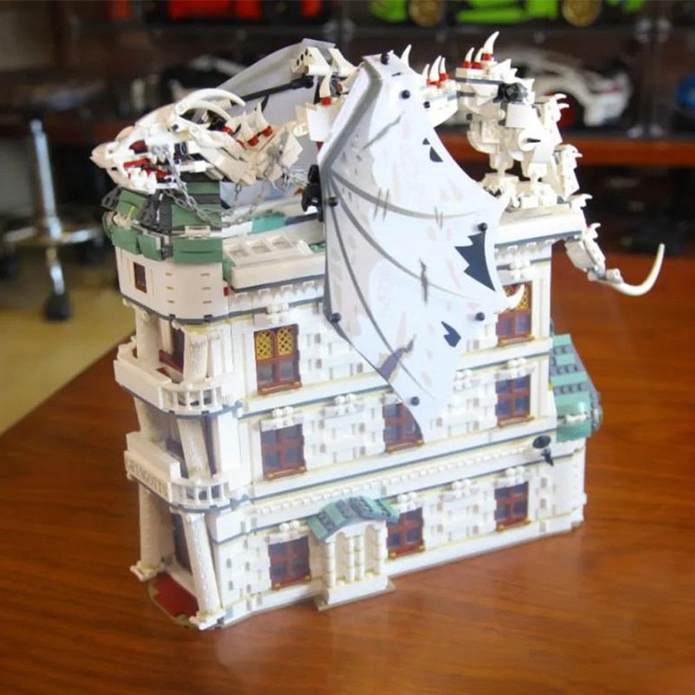 Custom MOC Same as Major Brands! MOC-53748 Diagon Alley Gringotts Bank Ukrainian Ironbelly Dragon Model 4185pcs Building Blocks Brick Toys  Set